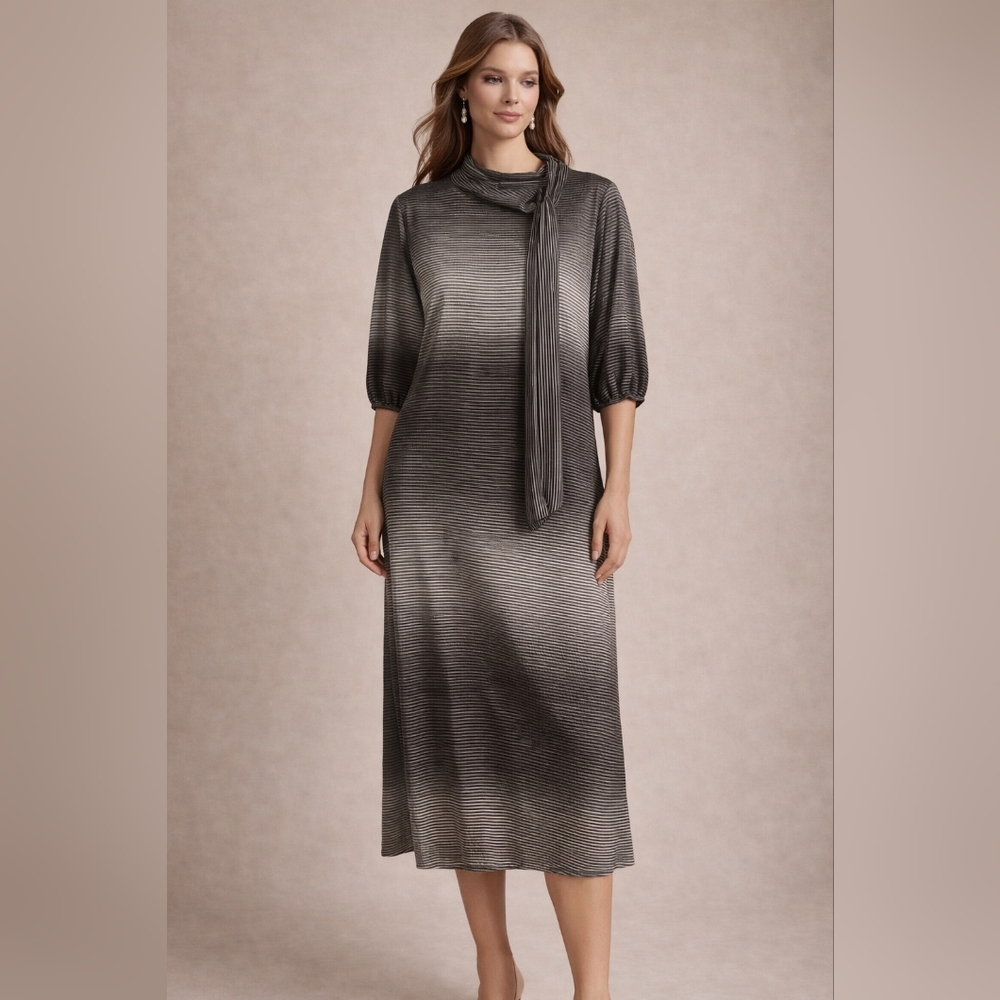 #310 🌸 Gray Metallic Pleated Midi Dress Women’s 2XL Short Sleeve Stretch